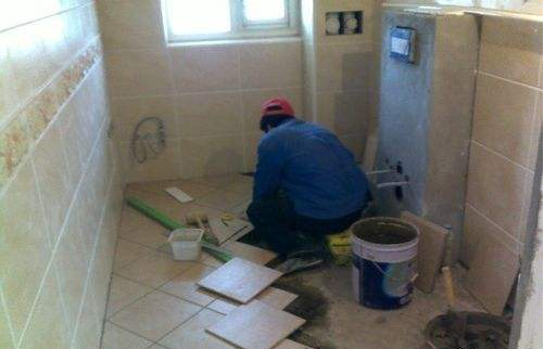 衛(wèi)生間防水在做完后可以直接貼瓷磚嗎？